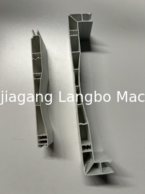 qualidade  51/105 22kw Curtain PVC Profile Extrusion Line Conical Twin Screw Fábrica