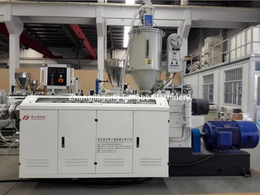 Tubulação do PVC de quatro costas que faz a máquina a resistência alta da compressão