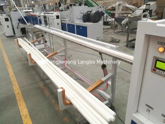 Linha de produção de tubos de plástico CPVC Pvc 75 - 250 mm
