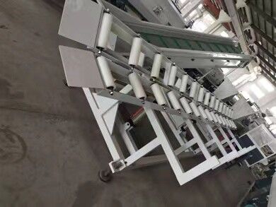 Linha de produção de tubos de PVC de alta eficiência Máquina de extrusão de plástico