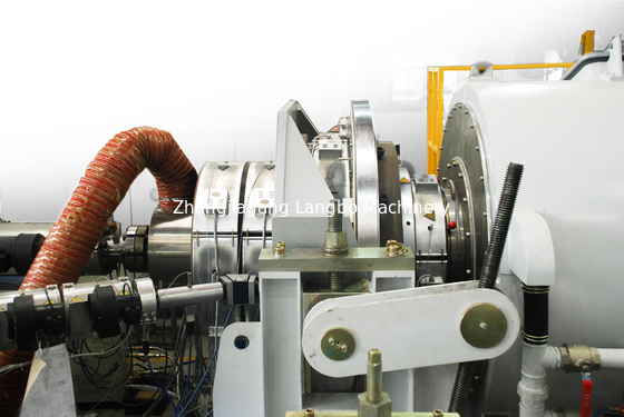 Linha de produção de tubos de HDPE versátil com tecnologia avançada de extrusão