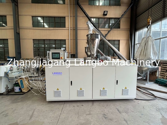 Linha da extrusão da tubulação do PVC refrigerar de ar com relação do 30:1 L/D e poder do motor 37KW
