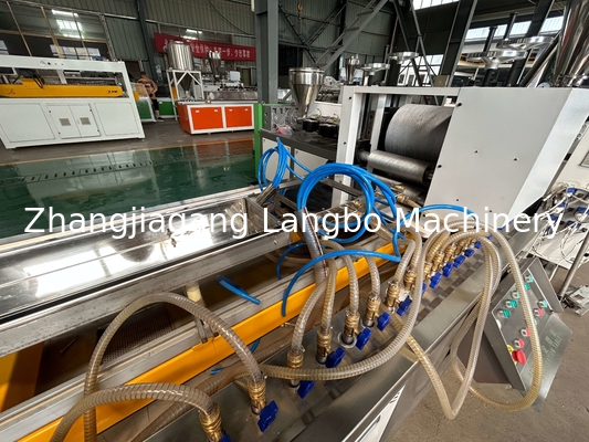 Linha de alta capacidade 37KW da extrusão do perfil da dupla camada WPC