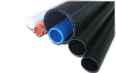 Máquinas sanitárias da fabricação da tubulação do Hdpe do encanamento com os tanques refrigerando da calibração