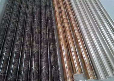 Máquina de produção de extrusão de painéis de parede de tecto de plástico de PVC de alto rendimento