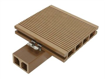 A linha alta 380V 3P 50HZ da extrusão do perfil da produção WPC entrou a aprovação do CE