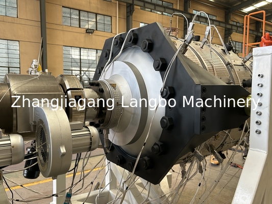 Máquina de tubulação de tubos de plástico de contato de SIEMENS / SCHNIDER Máquina de tomada de tubos de PVC Máquina de extrusão de tubos de linha de água Máquina de fabricação de tubos
