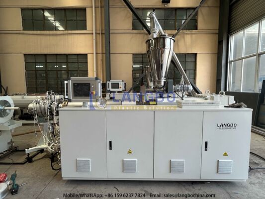 Máquina de produção de tubos de extrusão de PVC de plástico para tubos de abastecimento de água