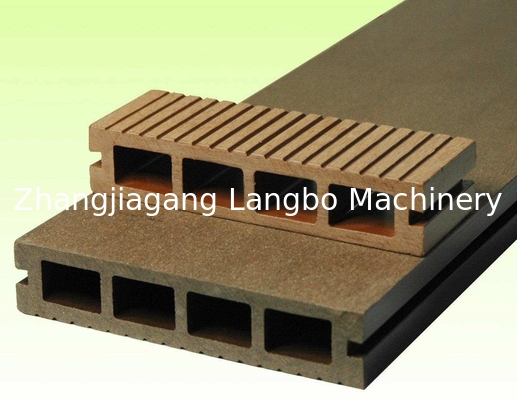 WPC Decking Flooring Post Composite Profile Rail Extrusion Production Line Making Machine (máquina de produção de linha de extrusão de trilhos)
