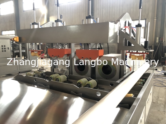 Alimentação de água Fabricação de tubos de plástico de PVC Extrusão Socketing Belling Machine