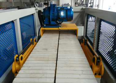 Máquina de produção de extrusão de painéis de parede de tecto de plástico de PVC de alto rendimento
