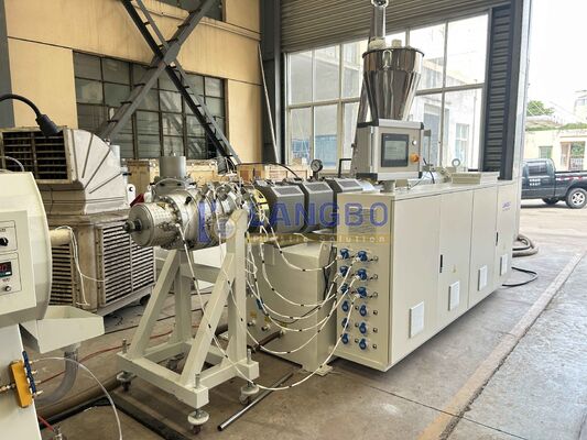 Linha de produção de extrusores de tubos de PVC personalizáveis para contatores de condutos de irrigação agrícola