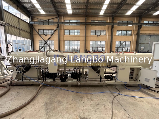 Máquina de fabricação de tubos de tela de água Máquina de fenda de tubos de plástico Máquina de tubos de PVC Máquina de perfuração de tubos de PVC PE Máquina de produção de tubos