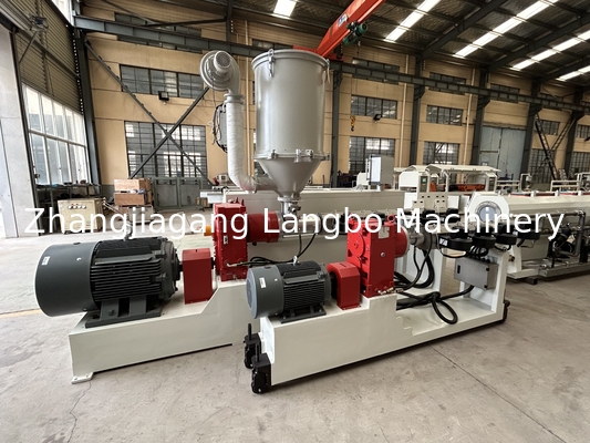 Máquina de produção de extrusão de tubos de condução elétrica de mangueira de água de plástico HDPE PE