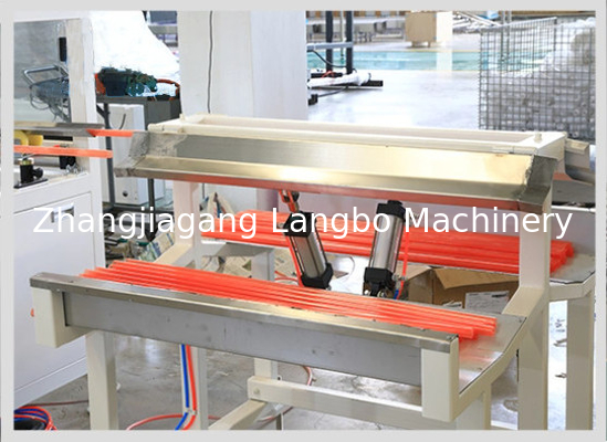 75-250 Máquina de fabricação de tubos de plástico Linha de extrusão de tubos de PVC Sjz-65/132