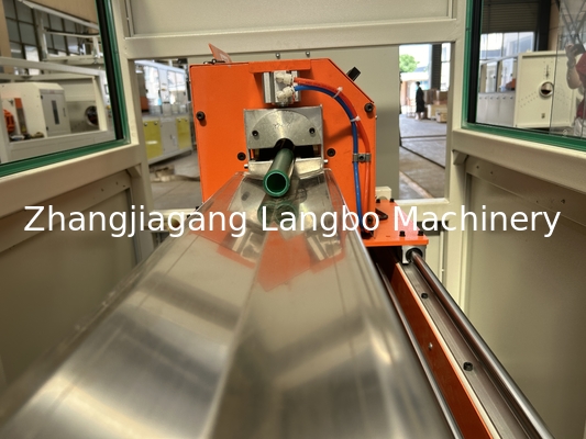 Linha de produção de tubos de esgoto de polietileno de bobina PPR de plástico Máquina de fabricação de tubos de extrusão de parafuso único