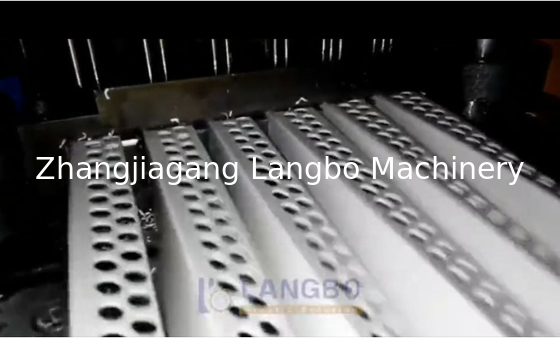 Perfil de plástico U PVC PP PE Corner Edge Bead/Band Turn L Angle Cabos elétricos Trunking Extrusion/Production Line Machine