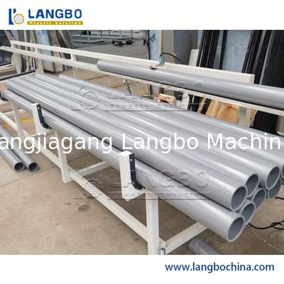 Máquinas de produção de tubos de água de plástico de PVC Extrusoras de tubos com sistema de controlo automático