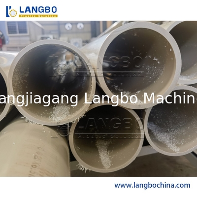 Capacidade de máquina plástica 300kg da fabricação da tubulação do PVC/tubo do PVC