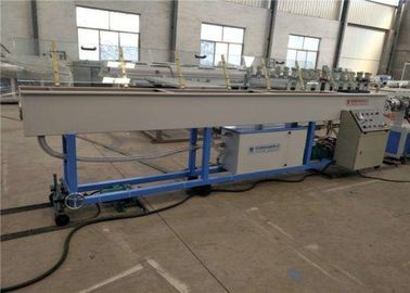 Máquina plástica de alumínio da extrusora de único parafuso da tubulação com tensão de 380V 50HZ