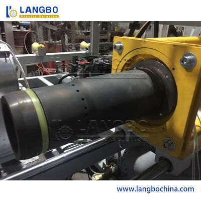 Pequena máquina de laminação de tubos de PVC para 16-50 mm com controle de tela sensível ao toque e extrusora de parafuso único