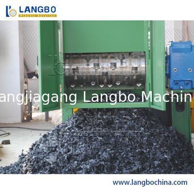 Triturador Automático de Reciclagem de Plástico Residual para Garrafas PET / Máquina Trituradora