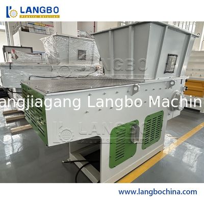 Triturador Automático de Reciclagem de Plástico Residual para Garrafas PET / Máquina Trituradora