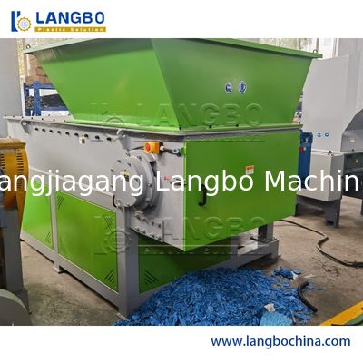 Plastic Crusher Machine for Large Waste Pet Bottle Film PP PE Daily Garbage PVC Pipes ABS PA PS Woven Bags Rubber Materials Volume Reduction Crushing Shredder