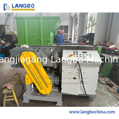 Single Shaft HDPE Lumps Pipe Plástico E-Waste Madeira Material Metal Filme de Plástico Botella Saco Barril Bloco Saco Tecido Saco Toneladas Saco Raffia Saco Shredder Máquina