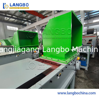 Máquina Trituradora Horizontal de Plástico Potente para Tubos e Mangueiras Corrugadas de PVC PE, Bandejas, Paletes, PET, PVC, PC, EVA, ABS, Trituração de Materiais Diários