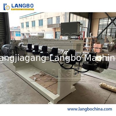 Extrusora de único parafuso plástica 150 - 1500KG/velocidade de H para a tubulação da água de esgoto do PE