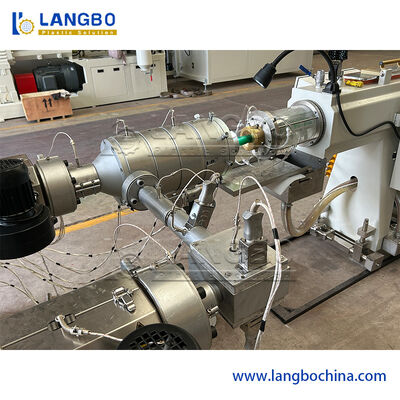 Linha de Extrusão de Tubos PPR com Co-Extrusão de 3 Camadas e Controle  PLC para Tubos de 20-110mm