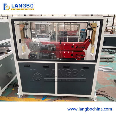 Extrusora de perfis de PVC de potência de motor de 55 kW para extrusão de perfis suave e precisa