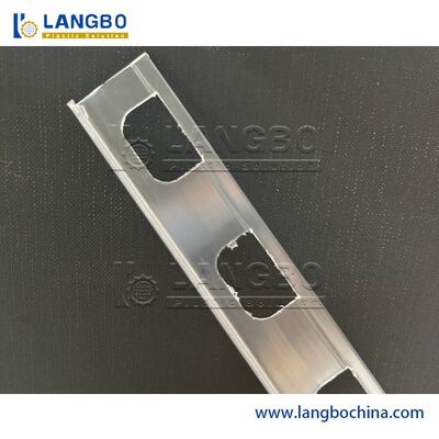 Extrusora de perfis de PVC de potência de motor de 55 kW para extrusão de perfis suave e precisa