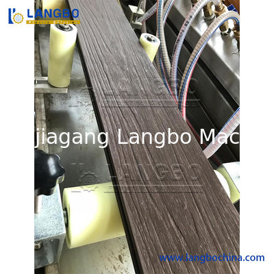 Linha 100 da extrusão do perfil do CE WPC - capacidade de produção 150KG/H alta