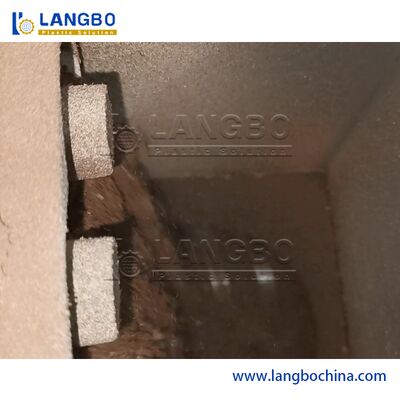 Linha de produção especial do painel de parede de WPC com a extrusora de parafuso gêmea cônica