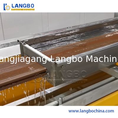 Linha projeto da extrusão do perfil do PVC/WPC do parafuso do dobro do motor de Siemens