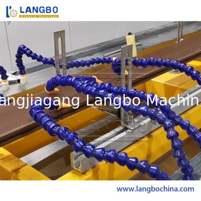 Linha projeto da extrusão do perfil do PVC/WPC do parafuso do dobro do motor de Siemens