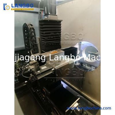 Torno CNC de rosqueamento de tubos com diâmetro de tubos de 16-630 mm Sistema de controlo CNC/PLC e centralização e alimentação automática