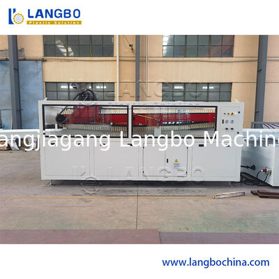 Linha de produção de placas/panéis/quadros/perfis para pisos e janelas de PVC