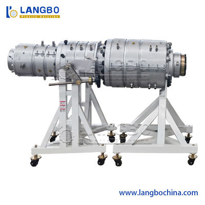 Linha de produção de tubos de plástico CPVC Pvc 75 - 250 mm