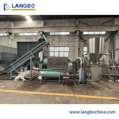 Linha de Reciclagem de PET com Capacidade de 300-5000kg/H, Tamanho de Flocos de 14mm e Tensão de 380V para Reciclagem de Garrafas PET