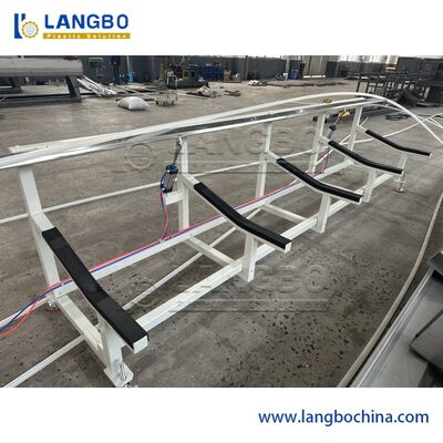 Linha de extrusão de tubos PPR de coextrusão de 3 camadas com capacidade de 350 kg/h e controlo PLC
