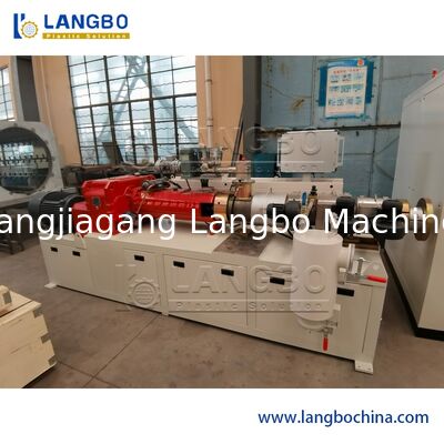 Painel de controle opcional gêmeo cônico do tela táctil dos motores de C.A. da extrusora de parafuso de Wpc