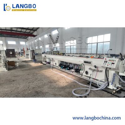 Linha de Extrusão de Tubos de PE Dupla Simples Multicamadas de 75-315mm / Máquina de Fabricação de Tubos de PEAD / Linha de Produção de Tubos de Plástico