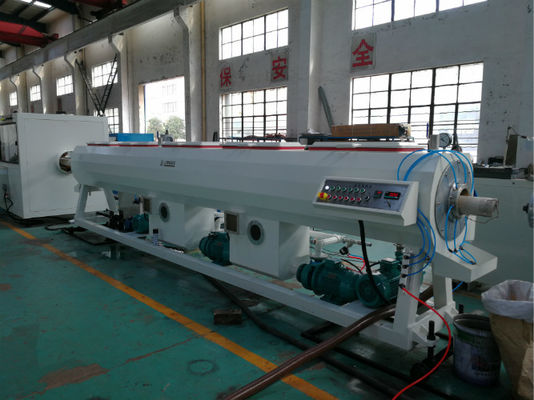 Tubo do PVC que faz a máquina, extrusora da tubulação do PVC, extrusora de parafuso gêmea cônica
