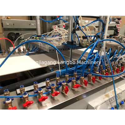 Linha de produção de extrusão de perfis plásticos de PVC totalmente automática para produção de alto nível
