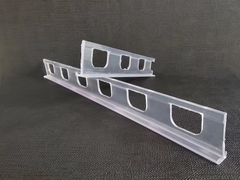 Linha de produção de perfis de PVC transparentes para coberturas de cabos de supermercado