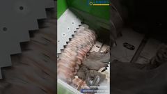 Triturador de Eixo Único para Reciclagem Eficiente de Plástico #trituradordeixeunico#trituracaodeplastico